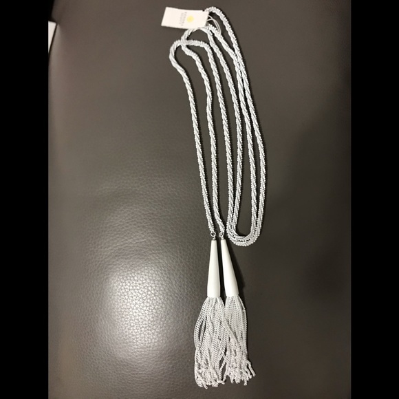 Kendra Scott Phara Tassel Lariat Necklace - Picture 6 of 7
